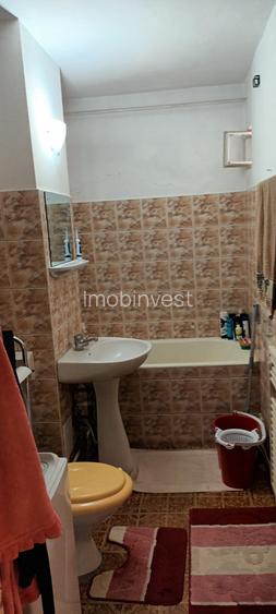De vanzare apartament 2 camere in Dambu - 5