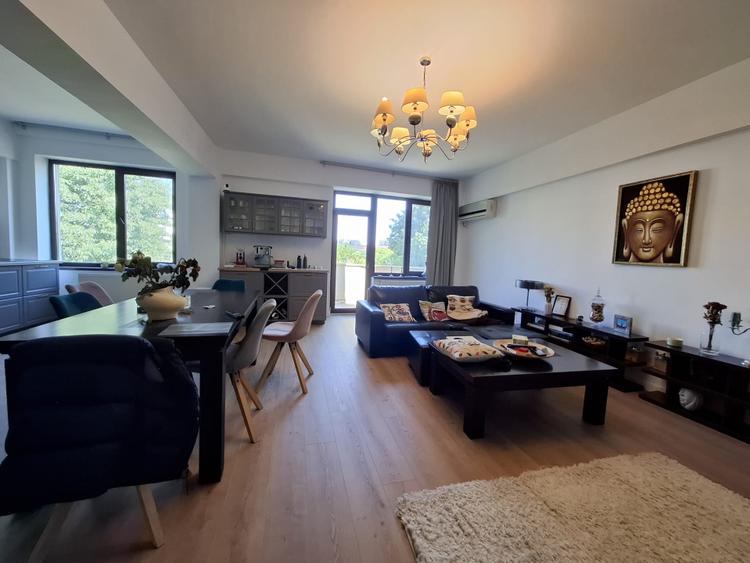 Imobil - Vila Multifuncțională 864 mp + Teren 971 mp  |  Zona DACIA