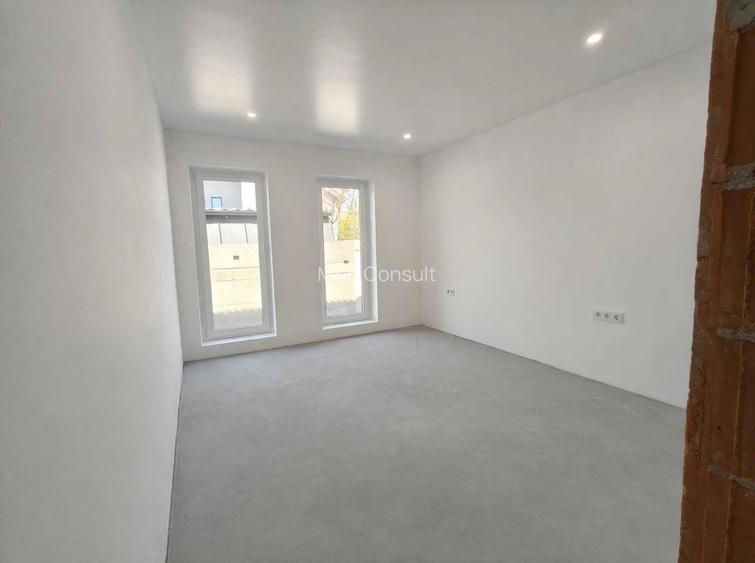 Casă tip duplex-pe parter, la 1 km de Timișoara | 2 dormitoare | Teren 300 mp