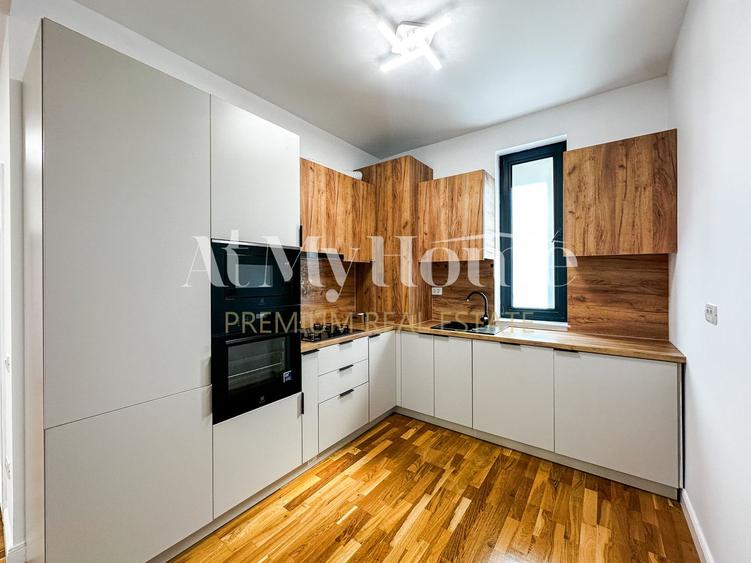 VILA 5 CAMERE//PROIECT NOU//GARAJ//PISCINA//COMPOUND PIPERA