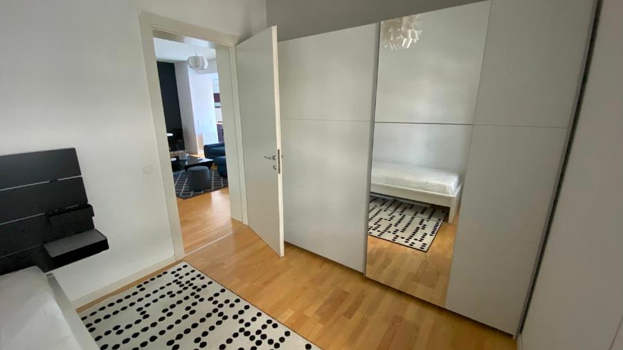 Delea veche 24, 3 camere, proprietar