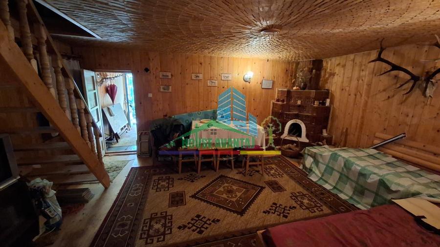 Casă de vacanță, 4 camere, garaj, teren 251 mp– Lepșa, Județul Vrancea