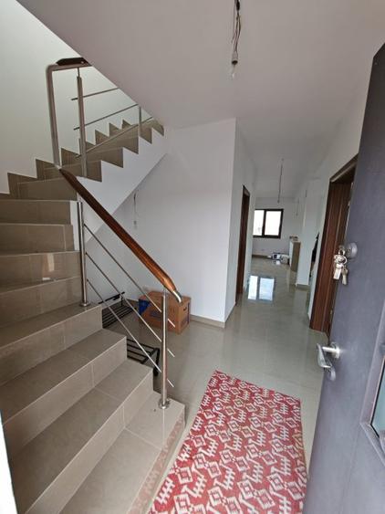 New Casa Corbeanca P+1+Mansarda 4 dormitoare 330 mp/curte