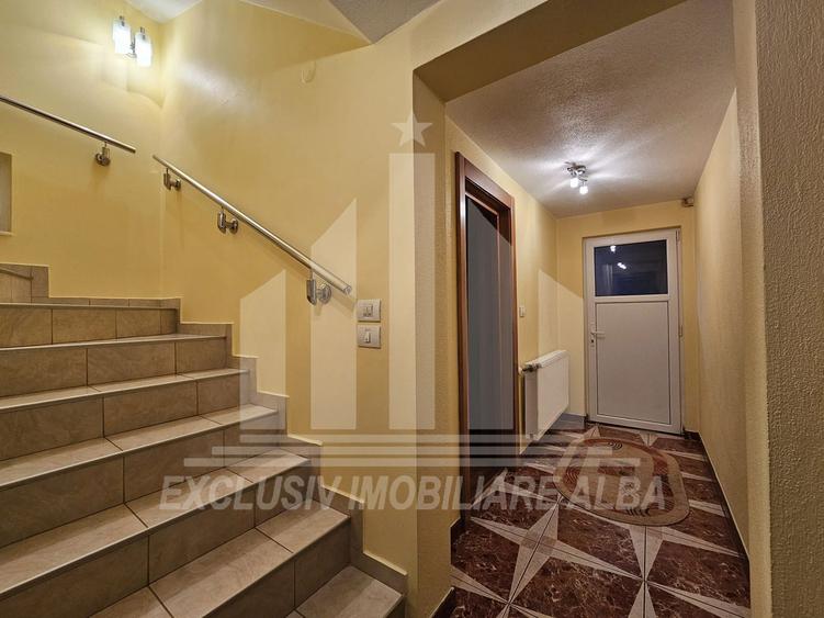 Casa individuala | Garaj | 200 mp | Asfalt | Mobilata | Alba-Micesti