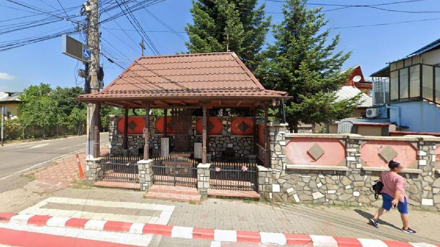 CASA P+E 285 m² SI TEREN 760 m² ~ BAICOI ~ PRAHOVA