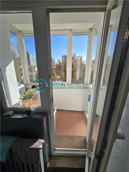Royal Imobiliare - Vanzare apartament 2 camere in zona Ultracentral