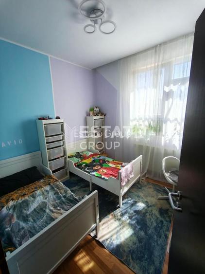Apartament 3 camere decomandat, Zona Fratelia