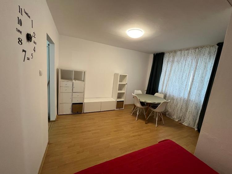 Garsonieră 27 mp mobilată, la cheie – Zona Gării, Etaj 6, baie nouă, direct de l