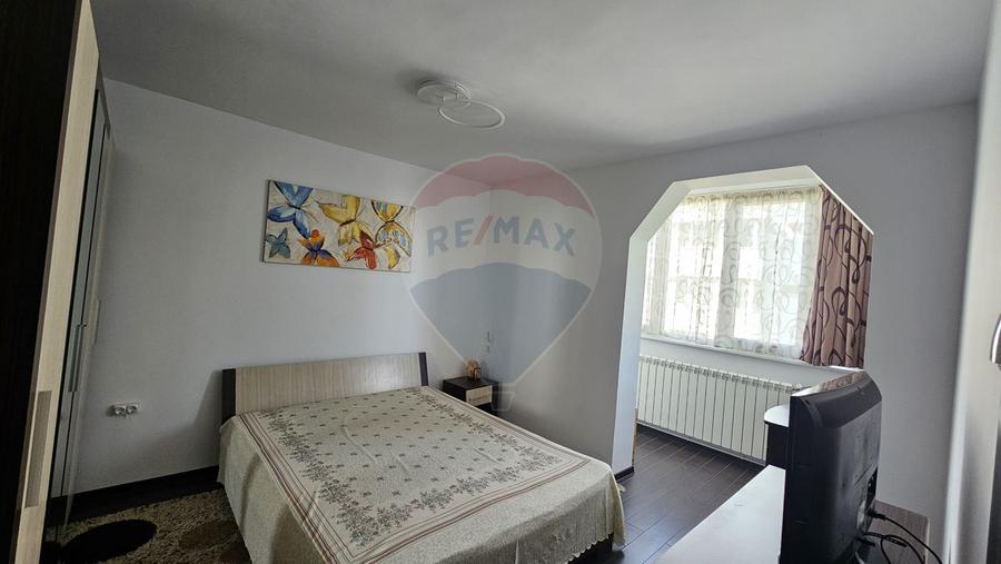 Apartament cu 2 camere de închiriat în zona Precista