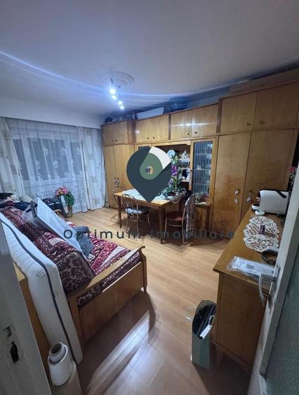 Apartament cu 3 camere, 2 bai in Manastur, zona Ion Mester !