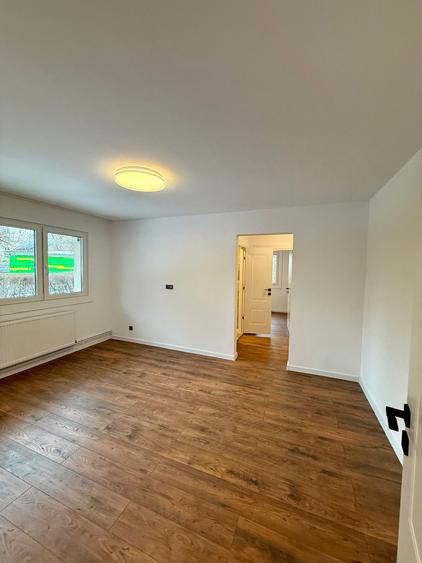 Apartament 2 camere de vanzare