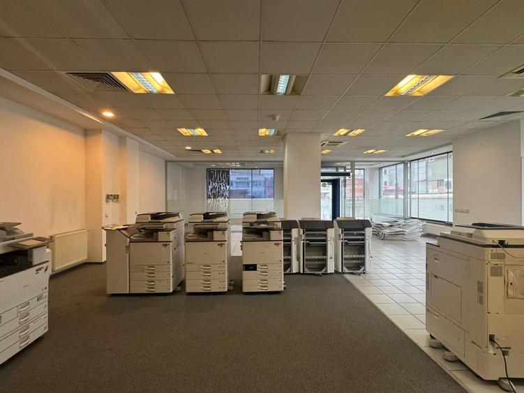 CLADIRE DE BIROURI S+P+4E