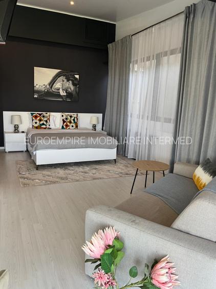 Studio de vanzare, zona Km 4-5