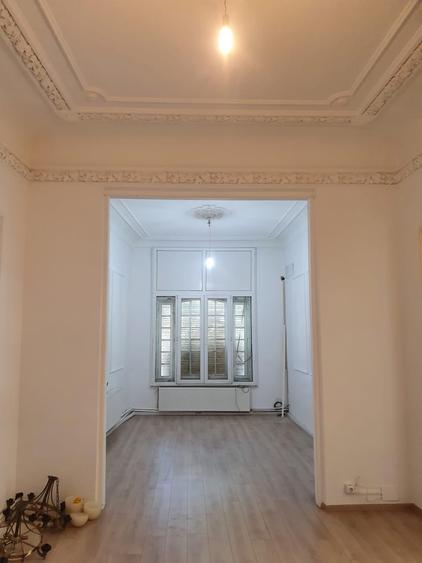UNIRII,MANTULEASA,SECTOR 2, VILA SUPERBA ,IDEAL FIRMA/CLINICA,1100000EURO