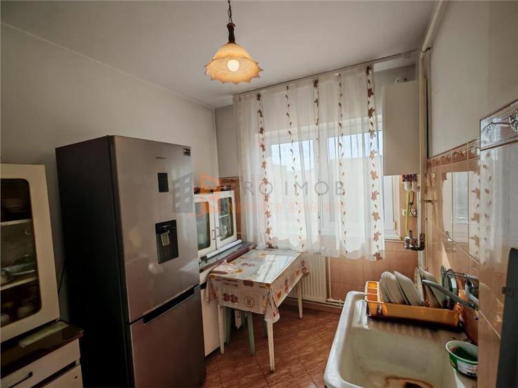 Apartament 2 camere semidecomandat zona Centru