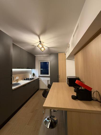 Apartament 2 camere-zona Tractorul