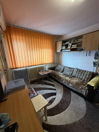 Apartament 2 camere, 29.25 mp, zona Piața Valea Roșie