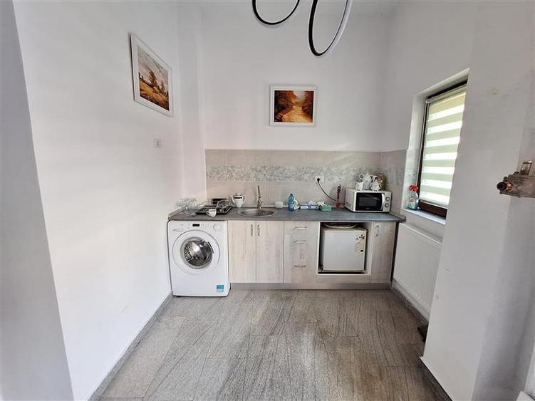 Casa in centrul Bacaului de inchiriat!