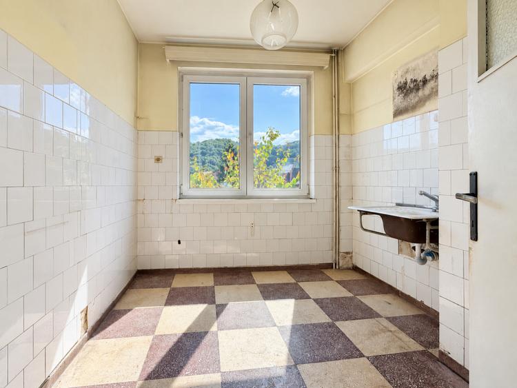 Apartament insorit, cu mult potential, langa AFI mall/Tribunal/Directia Fiscala