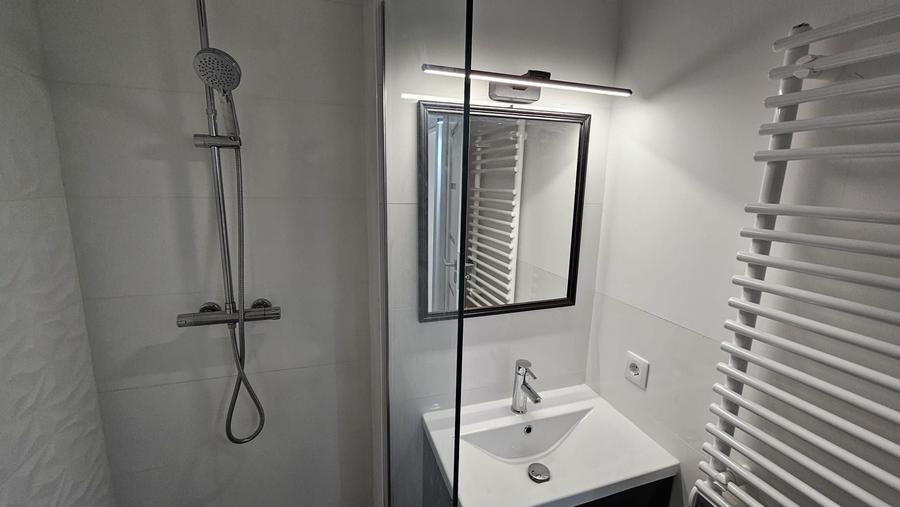 Inchiriere 4 camere finisate, mobilate, garaj inclus -Zorilor