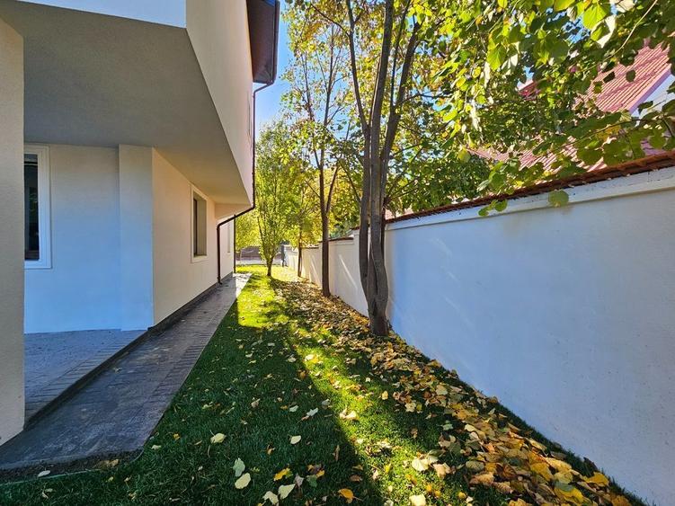 Vila unica | 5 camere | 310 mp utili | Snagov | Langa padure | Finisaje noi