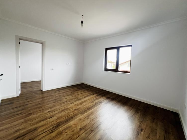 Duplex despărțit prin camera tehnica-Zona Centrala - Dumbravita