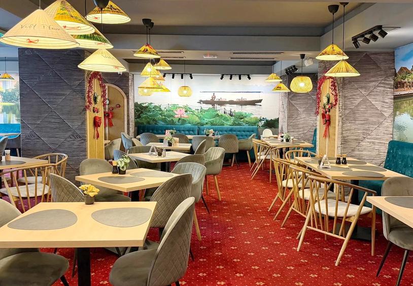 Inchiriere restaurant la cheie ultracentral Bdul Decebal, 230mp, terasa, utilat