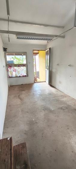 Casă 5 camere de închiriat