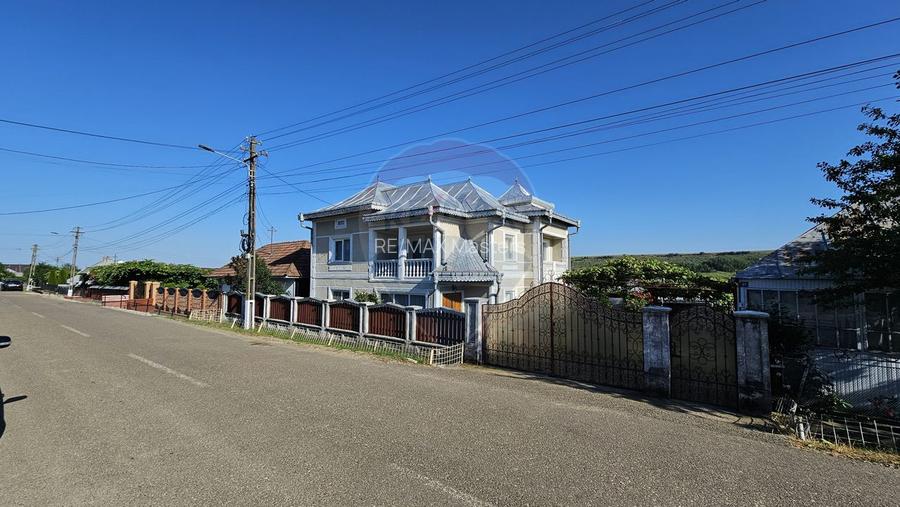 Casă / Vilă cu 5 camere în Baia-Bogata, Suceava - 31