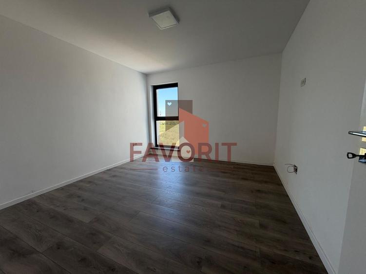 Duplex | COMISION 0 | Curte amenajata | Toate utilitatile | 3 Bai |