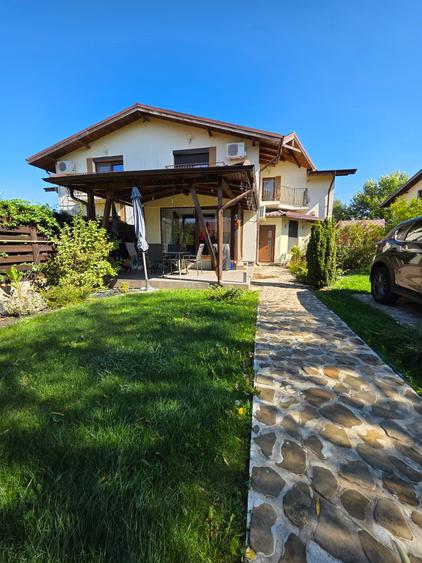 Casa de vanzare in zona Balotesti, Amurgului