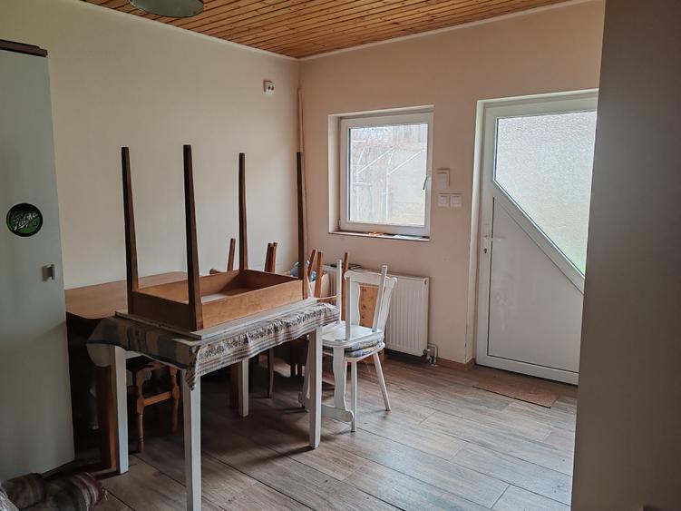 Casa 5 camere libera la vanzare SACELE - ELECTOPRECIZIA