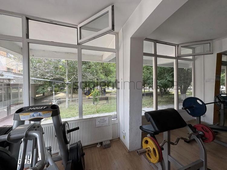 Spațiu comercial - Bd. Ștefan cel Mare