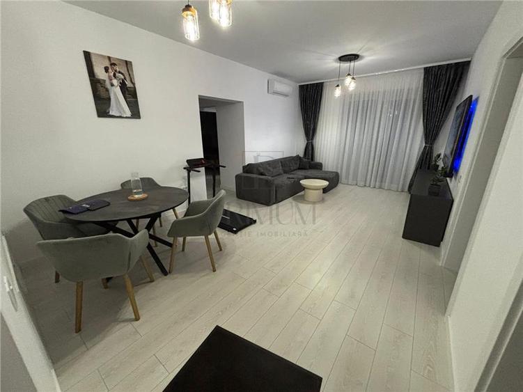 GIROC - 3 CAM - 2 BAI - LIFT - ZONA BUNA - MOBILAT SI UTILAT - SPATIOS
