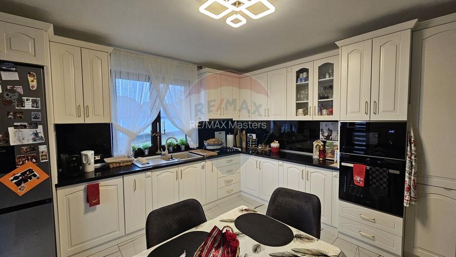 Casă / Vilă de lux, Moara Nica, Suceava - 39