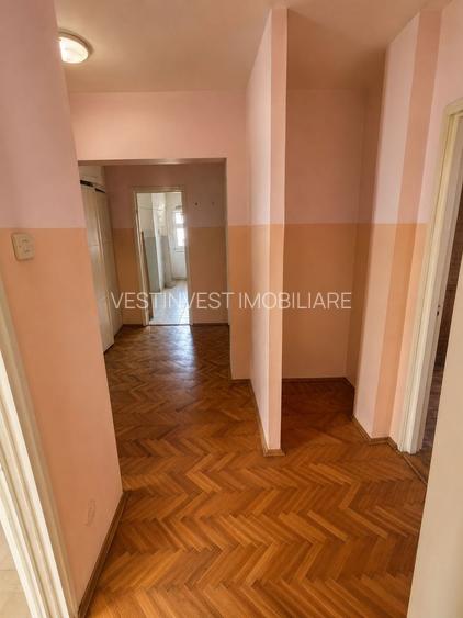 Apartament 3 Camere - Marghita