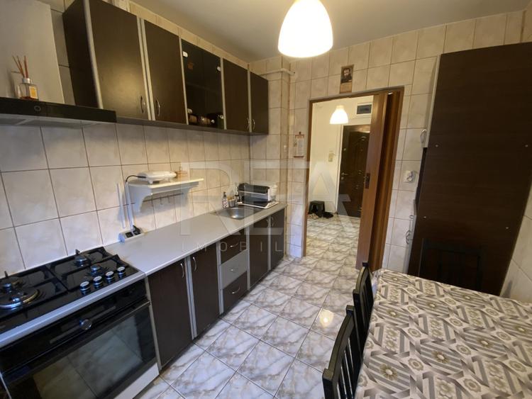 2 camere-centrala proprie- etaj 2 din 10-Strada Barca/Margeanului