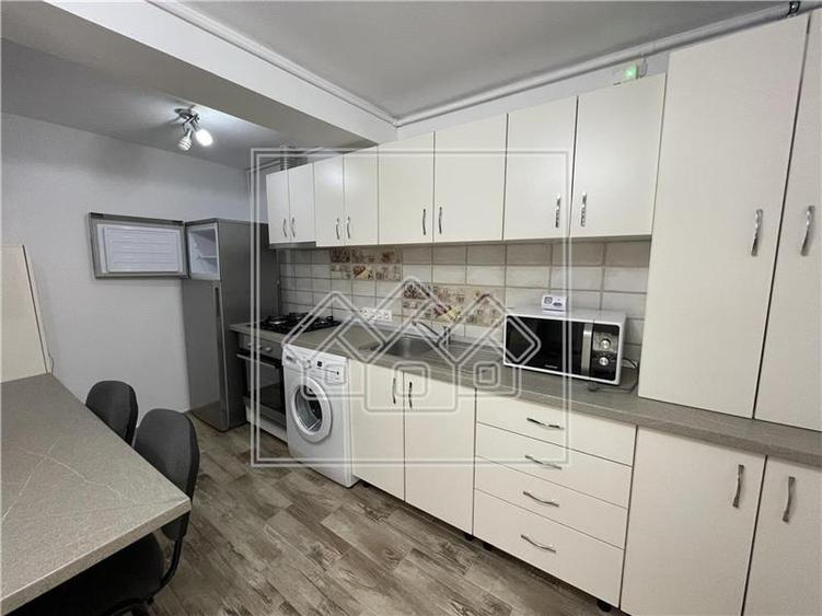 Apartament 2 camere la casa cu terasa - Parcul Sub Arini