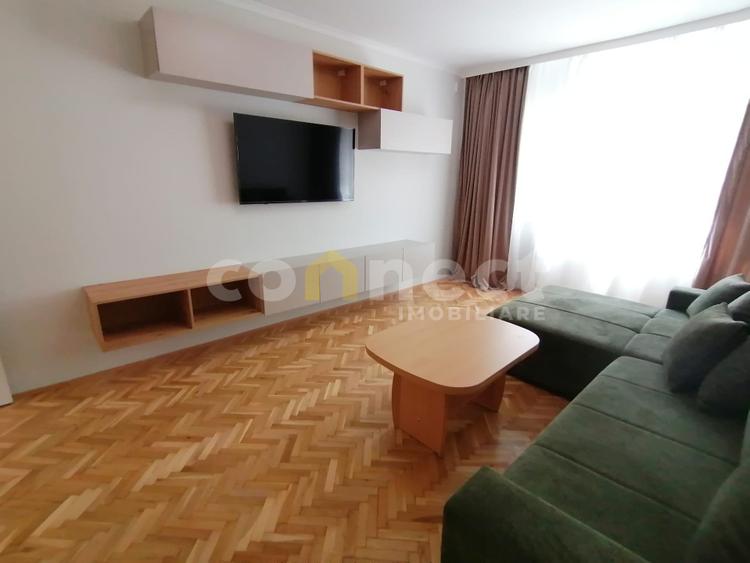 Apartament de închiriat | 2 camere decomandat | Str. L.Pasteur-zona UMF