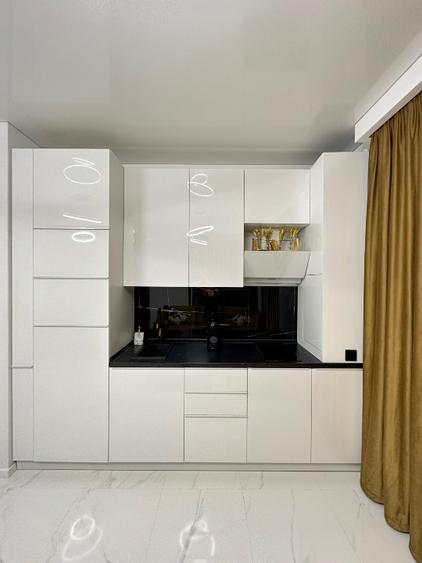 2 camere lux | zona Opera | comision 0 | 250m de plaja | incalzire pardoseala