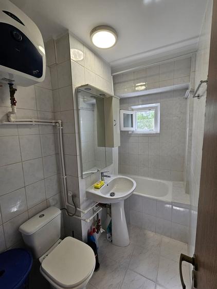 Tineretului, garsoniera, 4 minute metrou, BOILER, bloc mixt, 350 euro