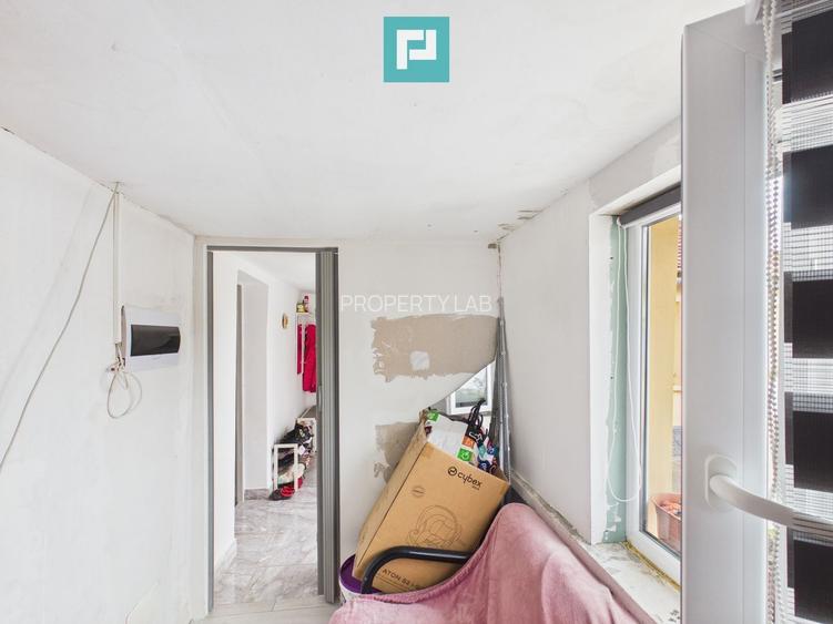 Casă individuală 3 camere,teren de 1500Mp Bătania