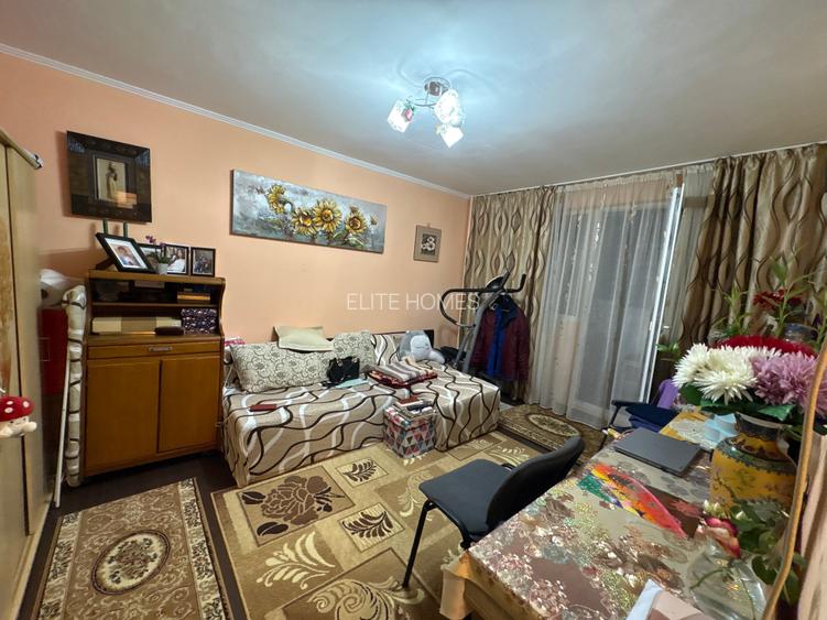 Apartament cu 2 camere în proces de reabilitare - Bulevardul Lacul Tei