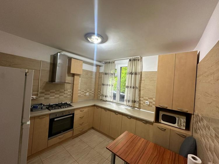 Giurgiului | 2 Camere | Decomandat | Parcare |