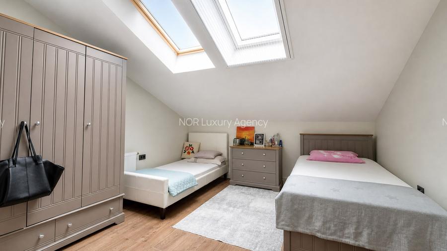 Vilă în Oxford Gardens | 490 mp Utili | Teren 1.300 mp | Piscină Încălzită - 52