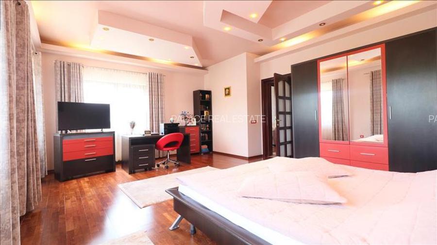 Vila exclusivista de vanzare in Iasi, design impunator,  localizare excelenta. - 11