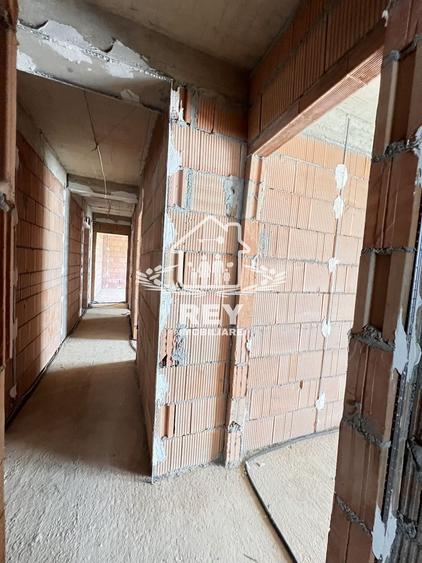 Apartament 2 camere decomandat, etaj 1 cu balcon si parcare | Șelimbăr