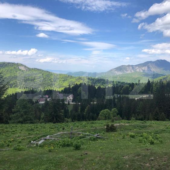 De vanzare, teren intravilan 5.500mp, Predeal