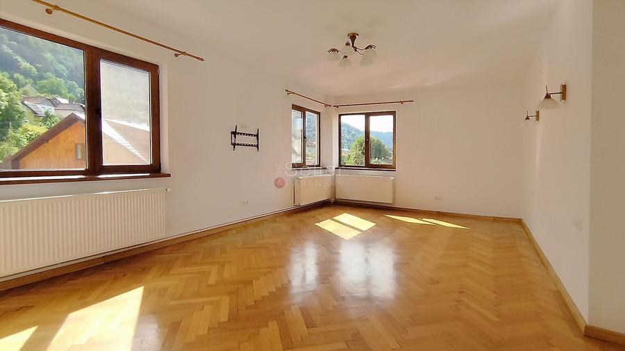 Proprietate cu terasa si vedere panoramica – Centrul Brasovului