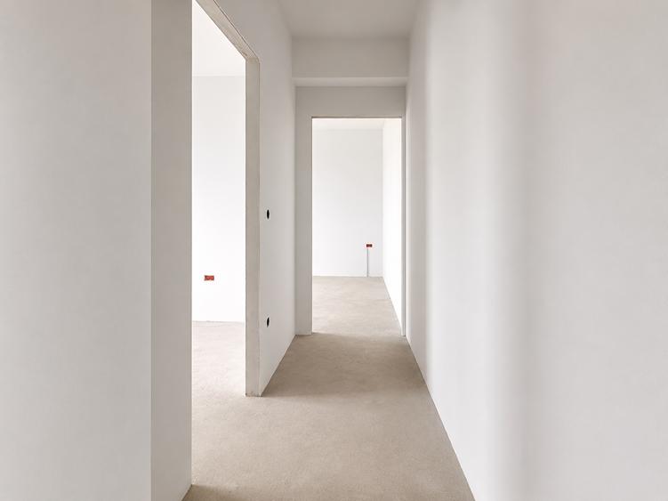 Apartament cu 2 camere, grădină proprie de 60 mp și loc de parcare inclus